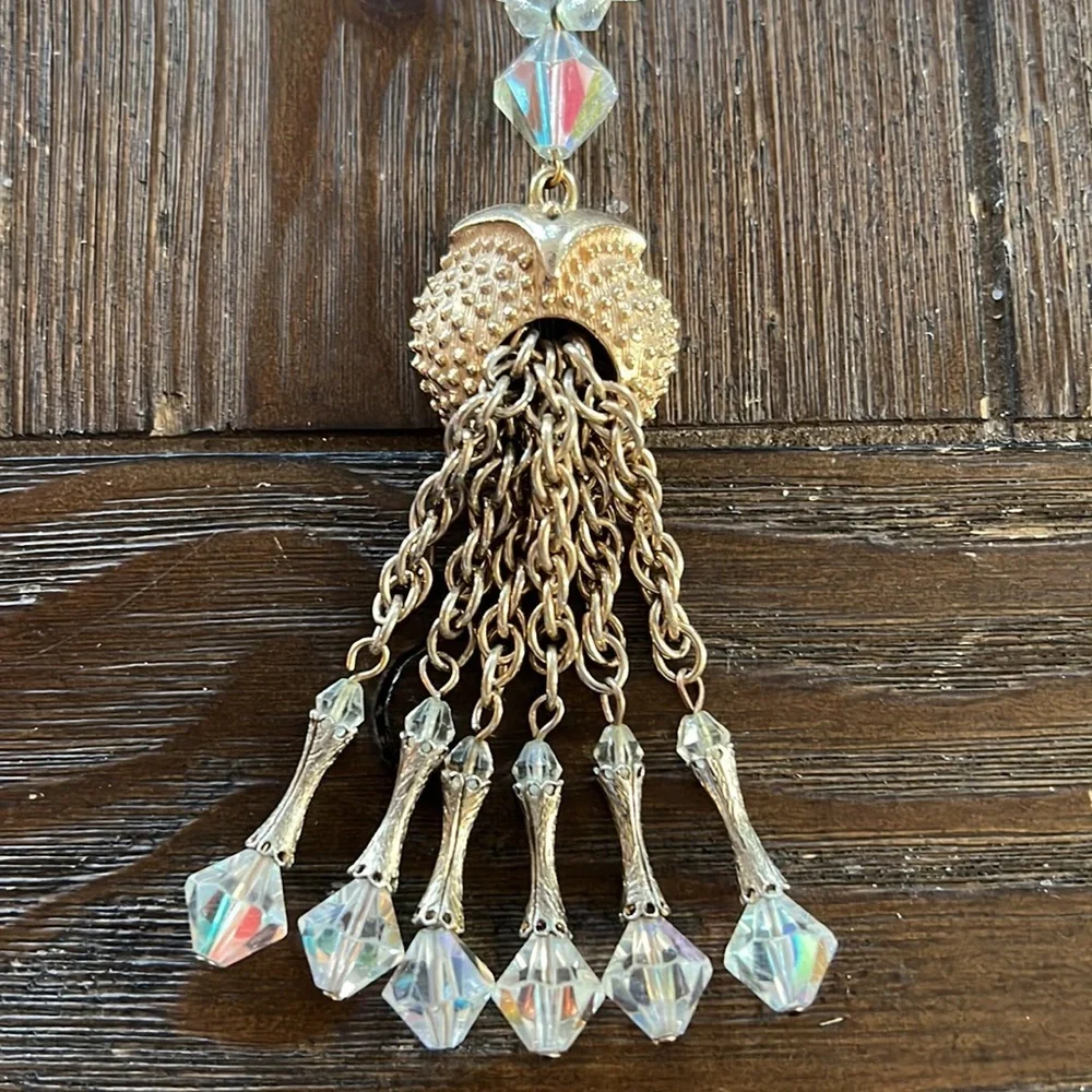 Gorgeous Vintage clear beaded necklace